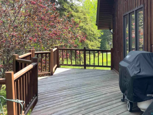 $365,000 | 6095 State Highway 1, Silver Bay, MN 55614
