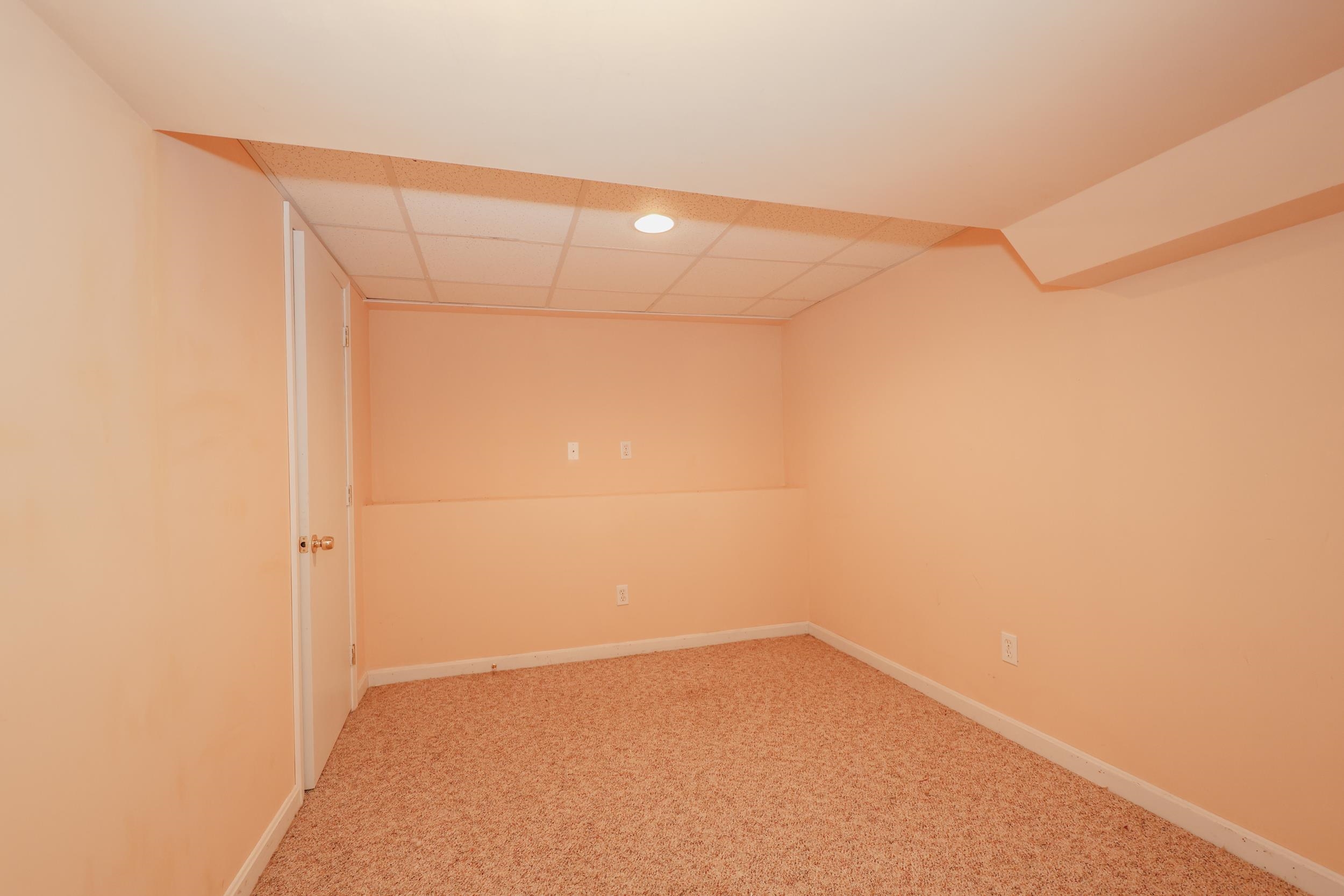 1 Richard Drive Derry, NH 03038 - Photo 7 of 19