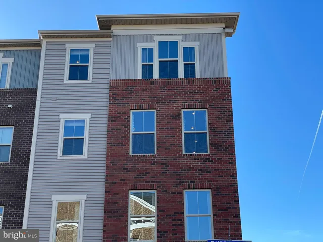 $3,500 | 42589 Burbank Terrace, Sterling, VA 20166