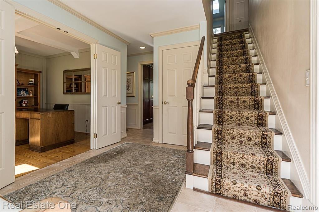 1380 Chestnut Circle Rochester Hills, MI 48309 - Photo 20 of 46