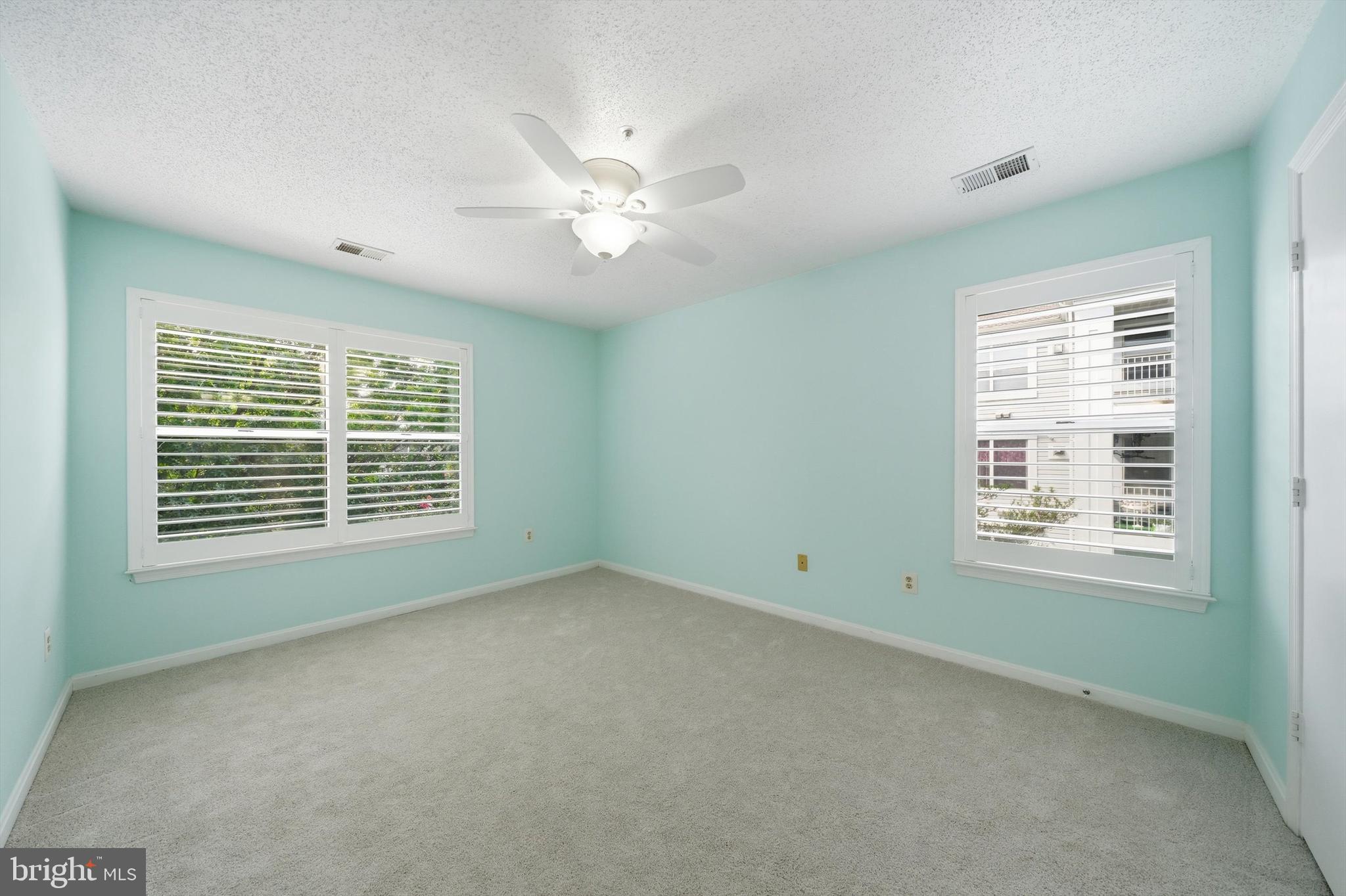 2610 Camelback Lane, Unit 919 Silver Spring, MD 20906 - Photo 28 of 49 Primary Bedroom