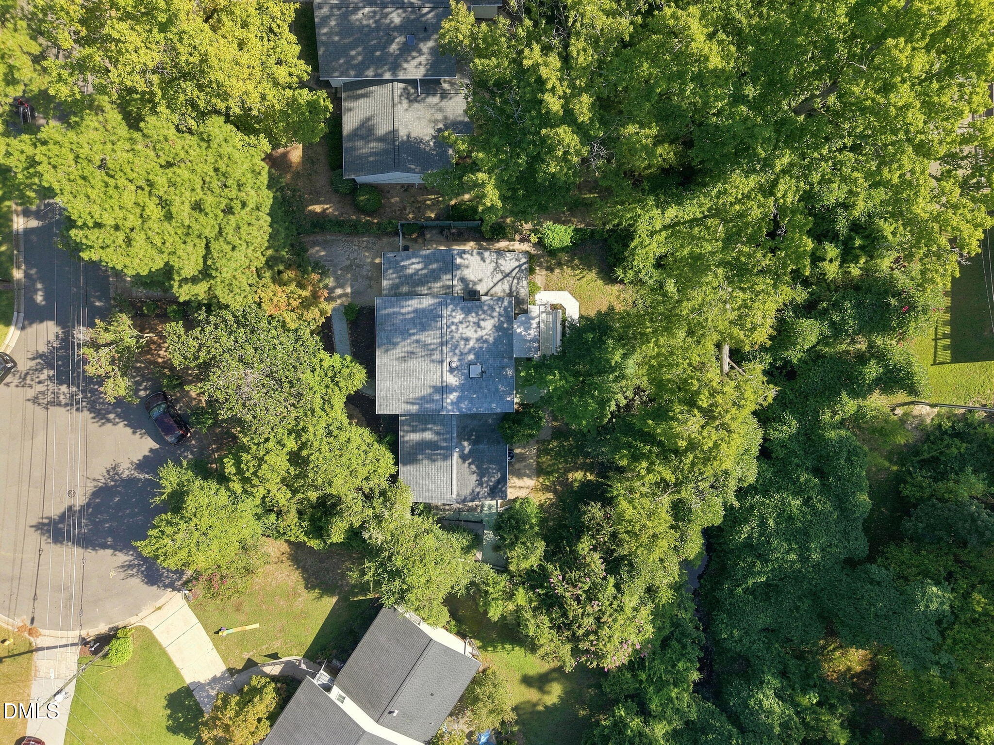 4904 Brookhurst Place Raleigh, NC 27609 - Photo 4 of 63 Quiet cul-de-sac