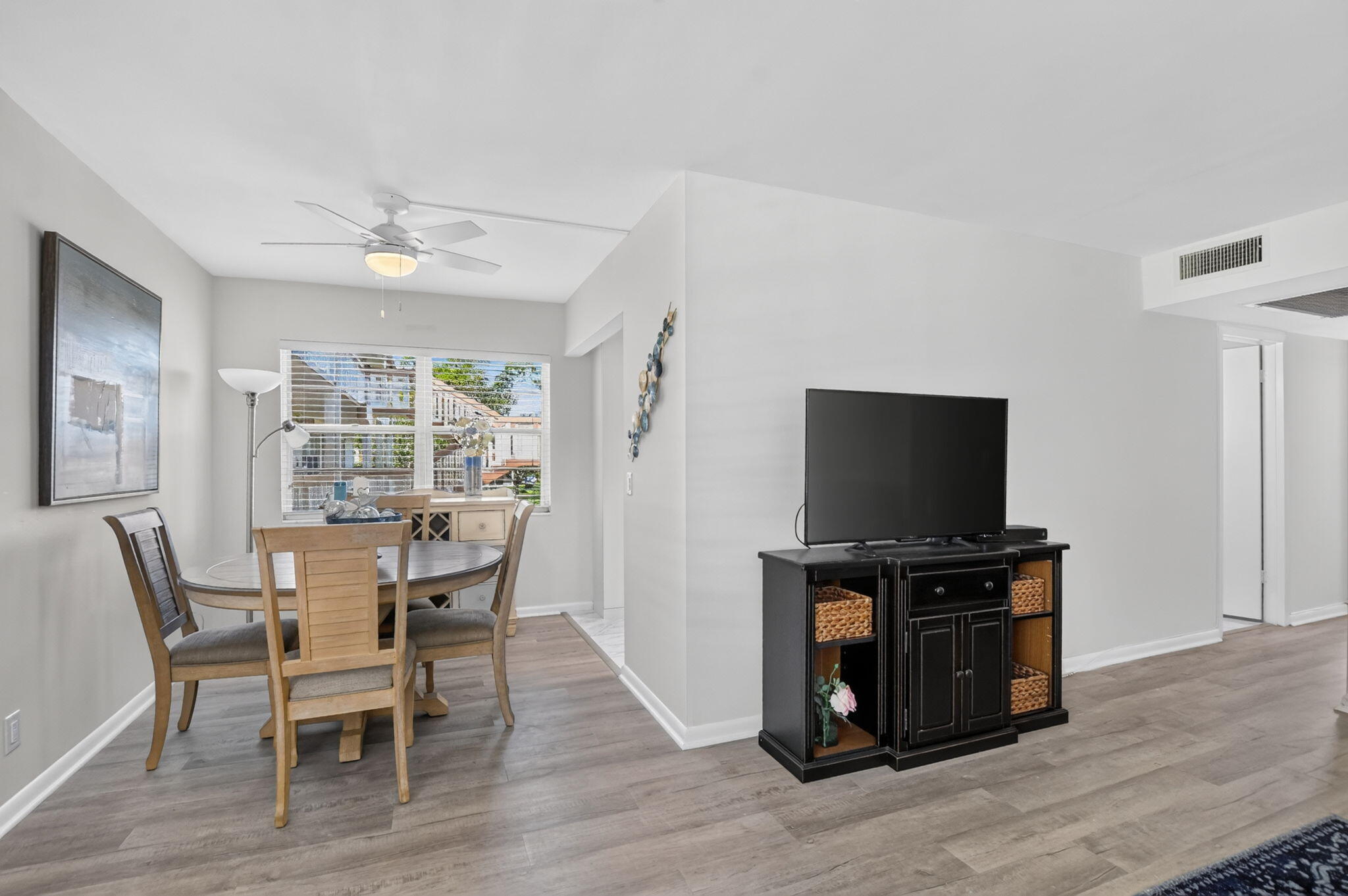 150 Mansfield D Boca Raton, FL 33434 - Photo 7 of 44 Dining Area