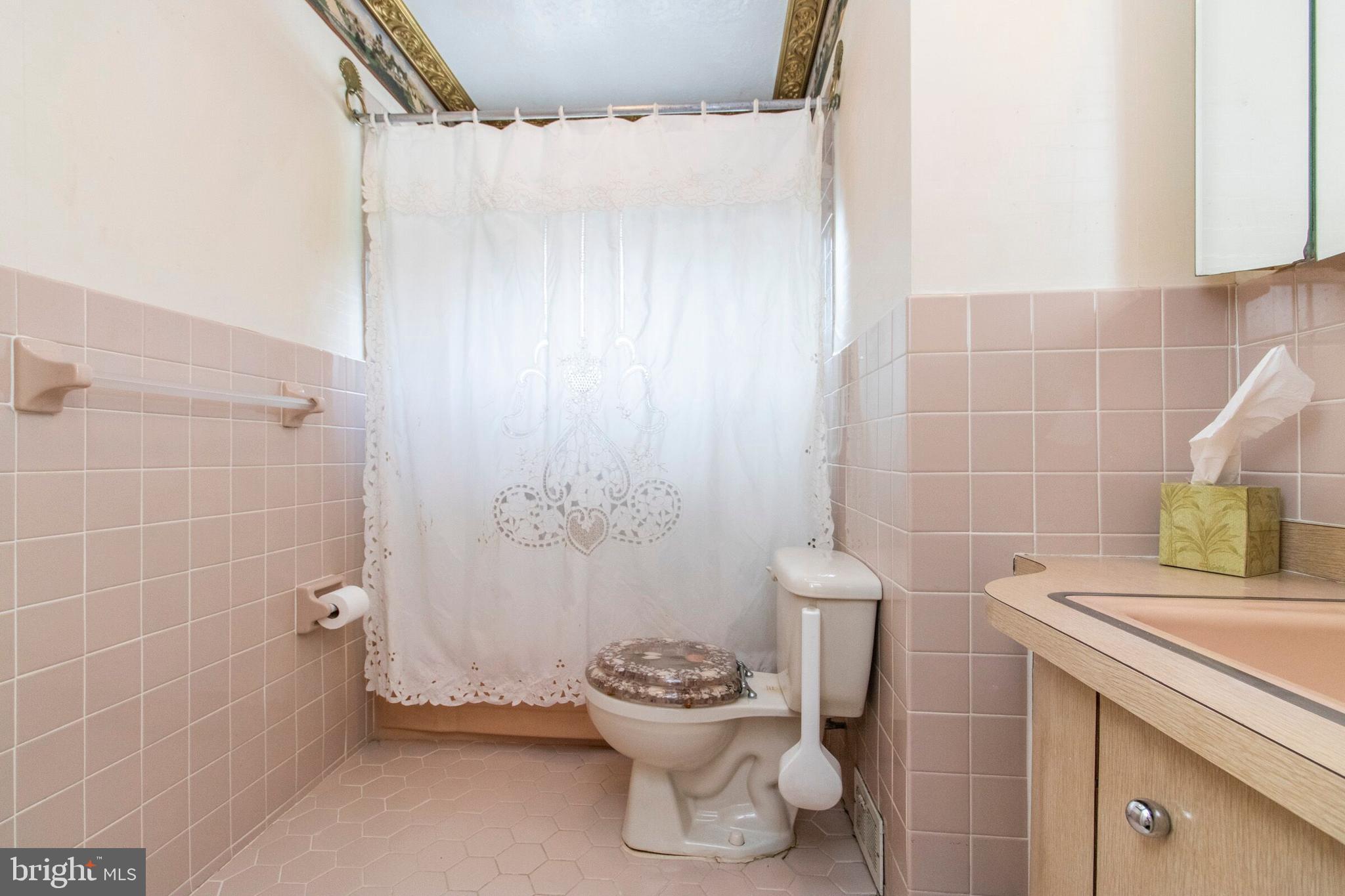1857 Farmview Road Ambler, PA 19002 - Photo 16 of 20 Gallery Image 16
