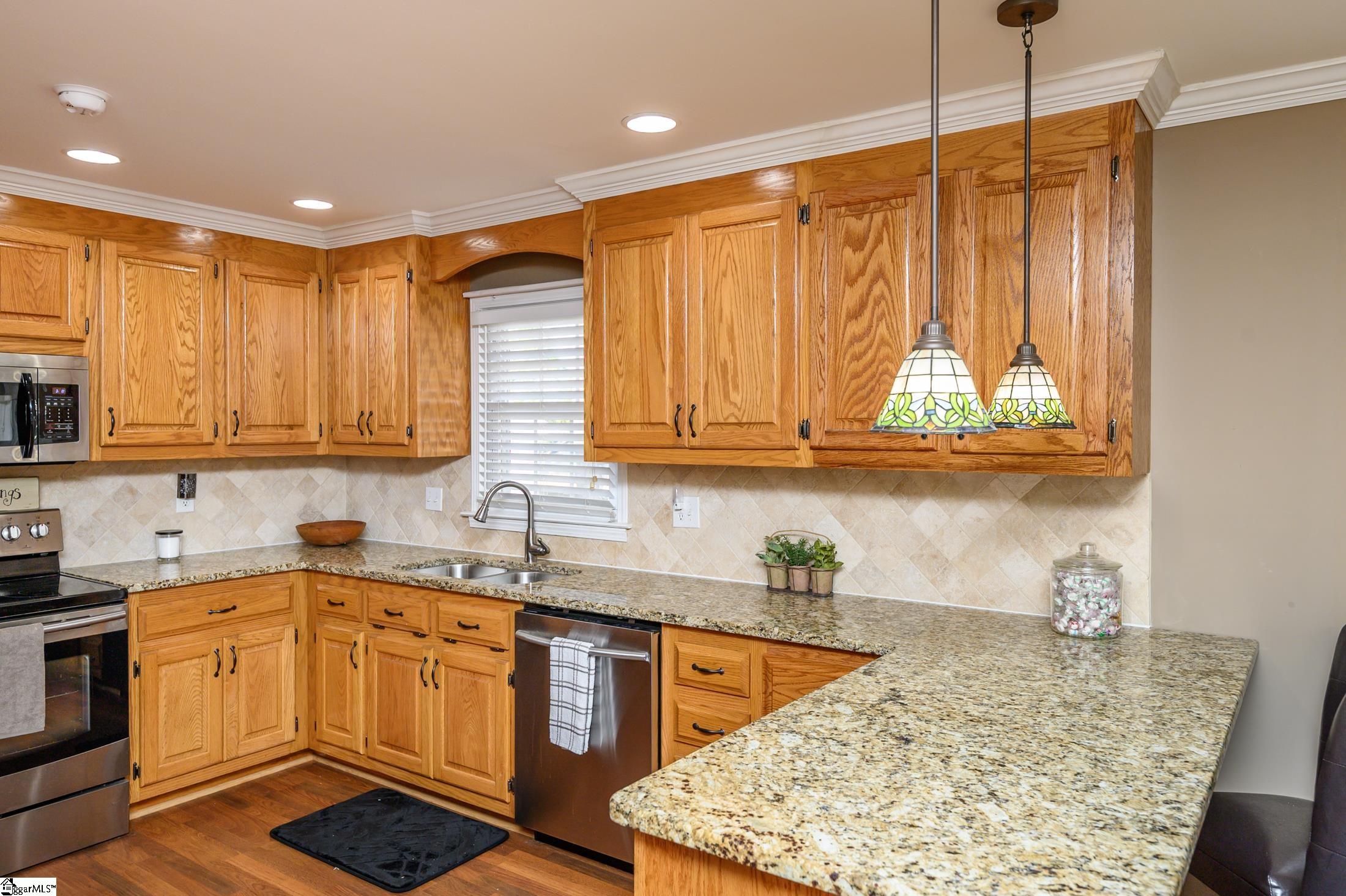 100 Thackston Street Fountain Inn, SC 29644 - Photo 11 of 36