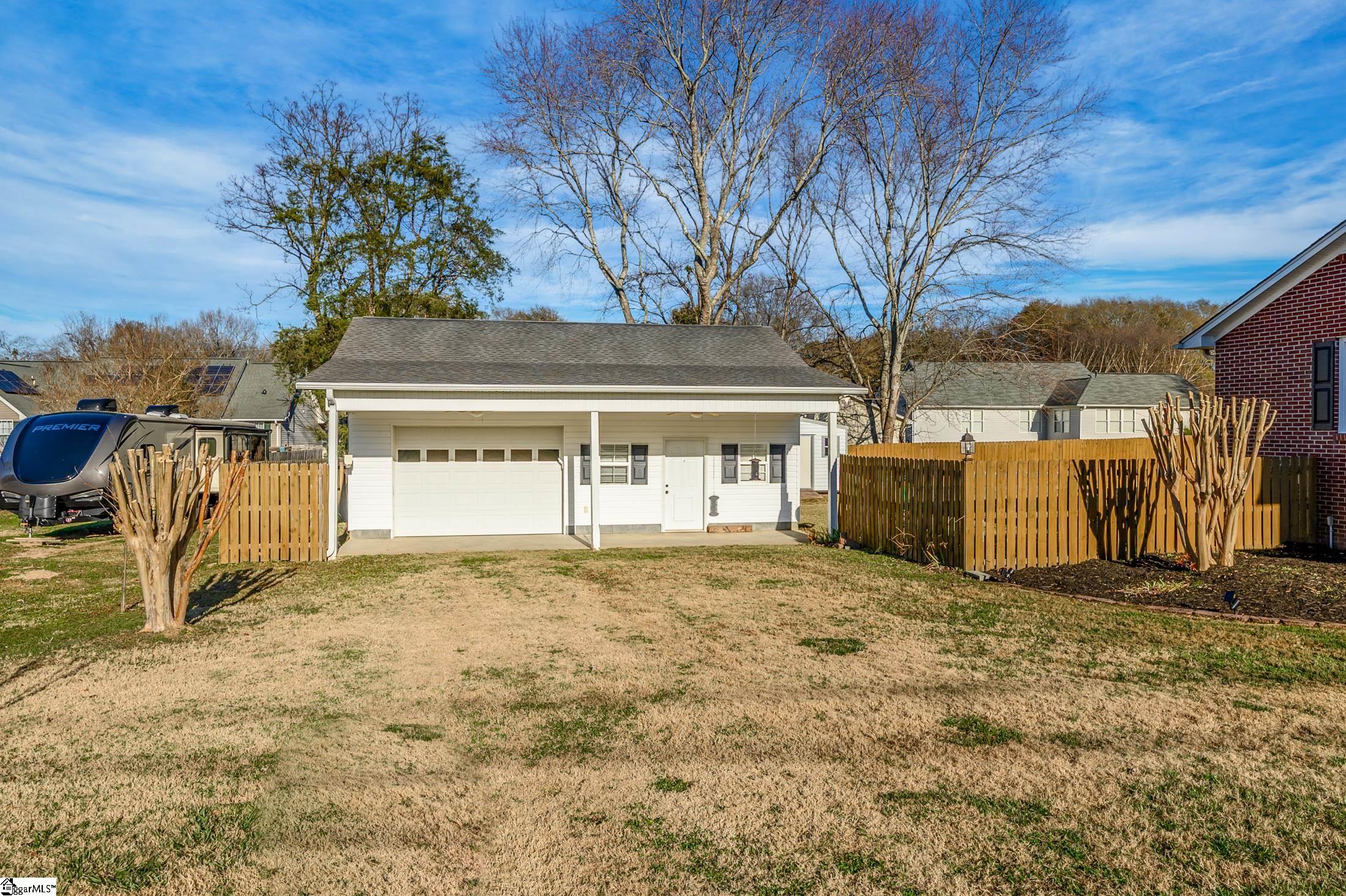 100 Thackston Street Fountain Inn, SC 29644 - Photo 4 of 36