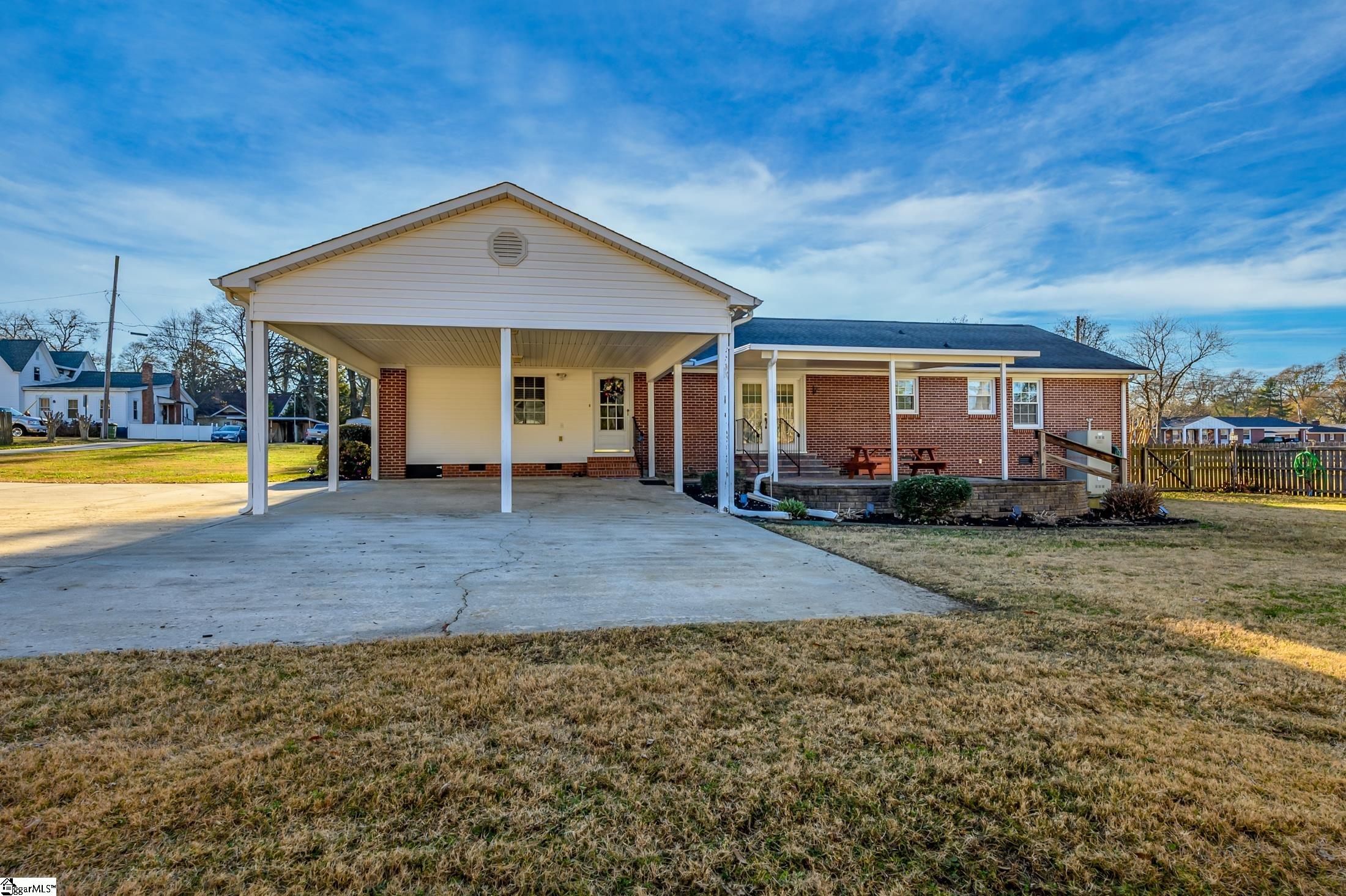 100 Thackston Street Fountain Inn, SC 29644 - Photo 33 of 36