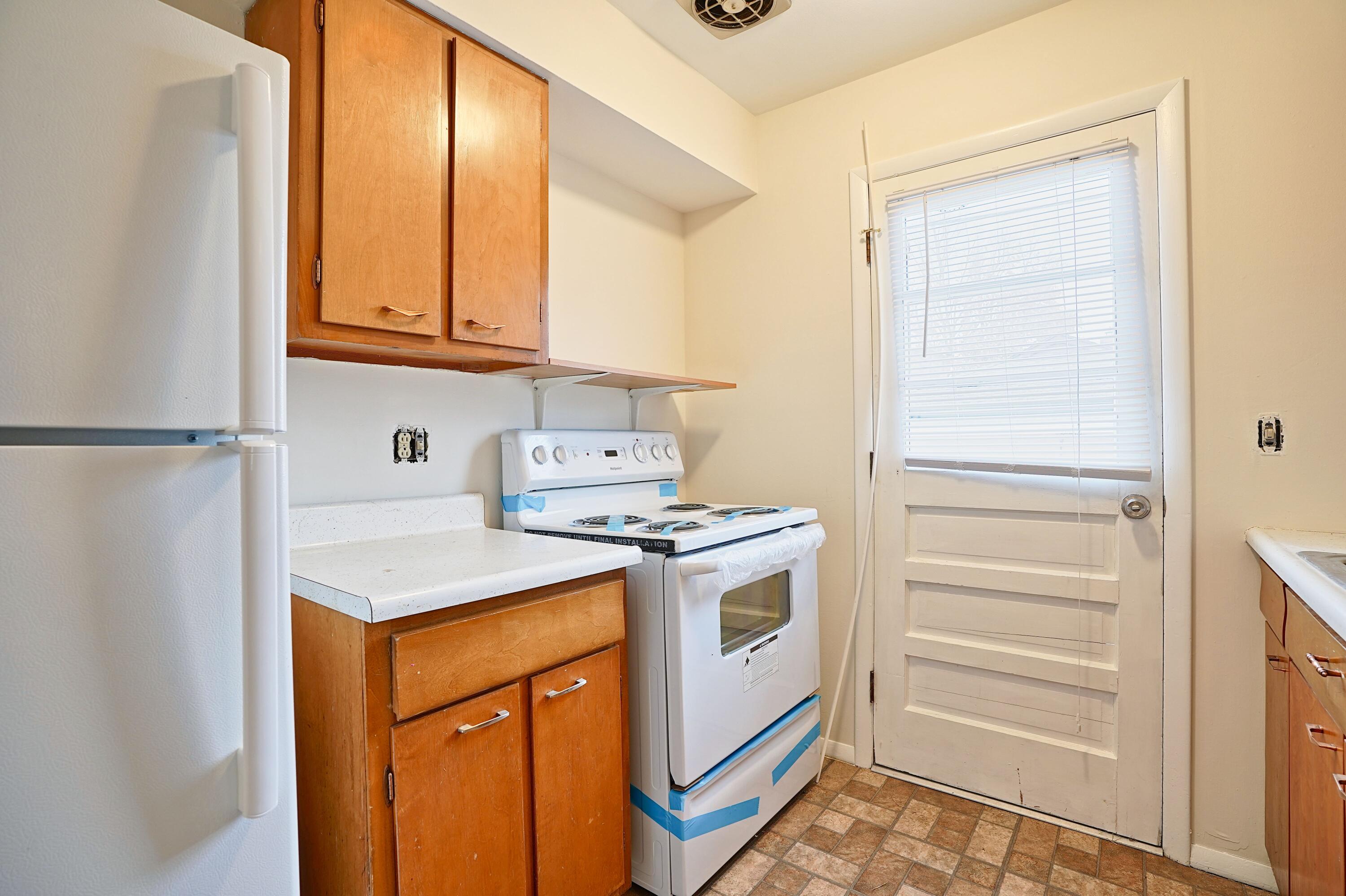 4352 Sunray Road Dayton, OH 45429 - Photo 16 of 27