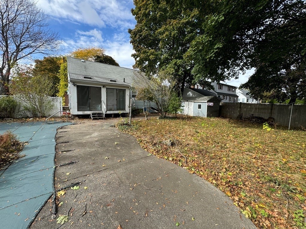 25 Walter Road Danvers, MA 01923 - Photo 4 of 17