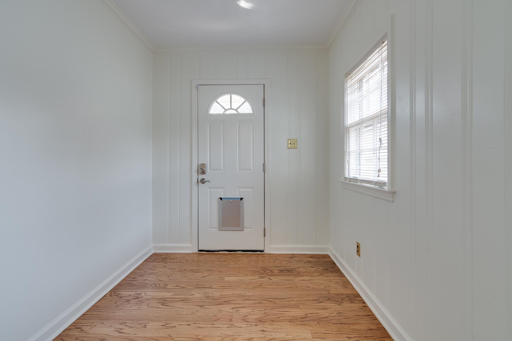 2767 Iroquois Road Memphis, TN 38111 - Photo 17 of 28 Interior space featuring light hardwood / wood-style floors and ornamental molding