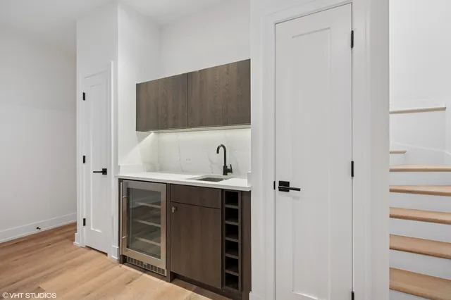 $1,600,000 | 1530 West Ohio Street, Chicago, IL 60642