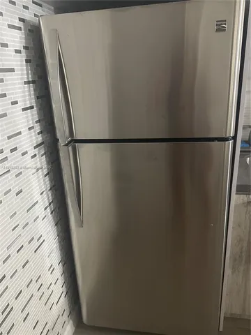 $270,000 | 2851 Northeast 183rd Street, Unit 605E, Aventura, FL 33160