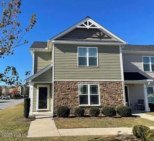 $1,600 | 4105 Kittrell Farms Drive, Unit C1, Greenville, NC 27858