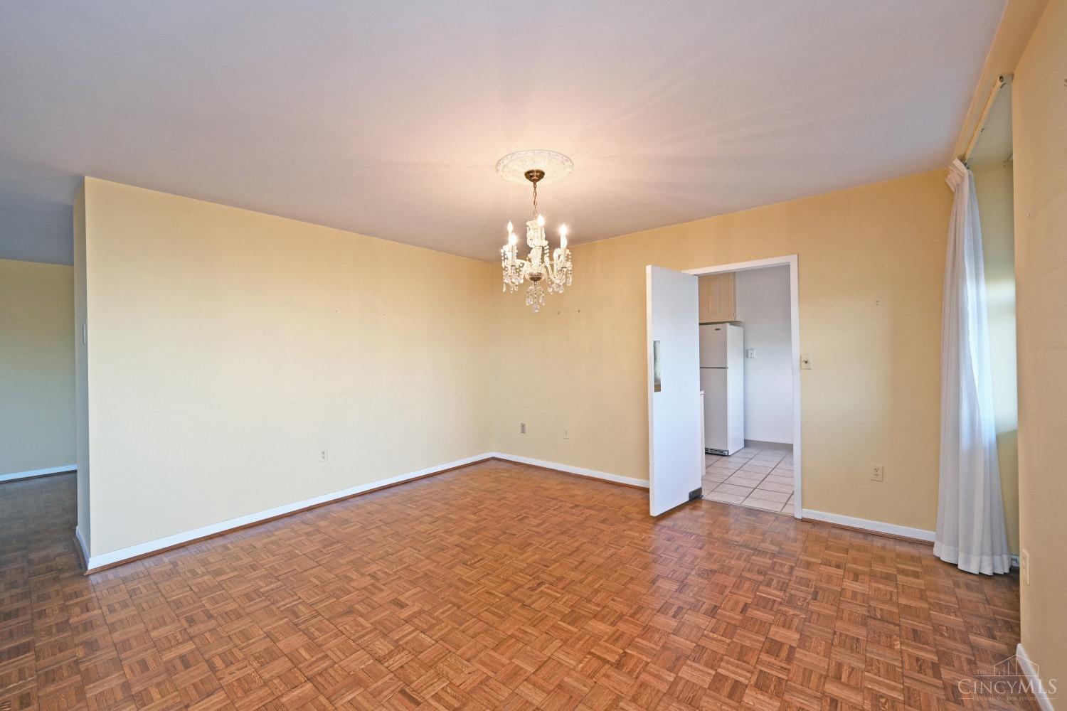 2444 Madison Road, Unit 508 Cincinnati, OH 45208 - Photo 16 of 53 Gallery Image 16