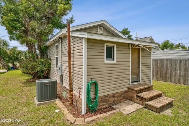 $135,000 | 222 Sherman Avenue, Panama City, FL 32401
