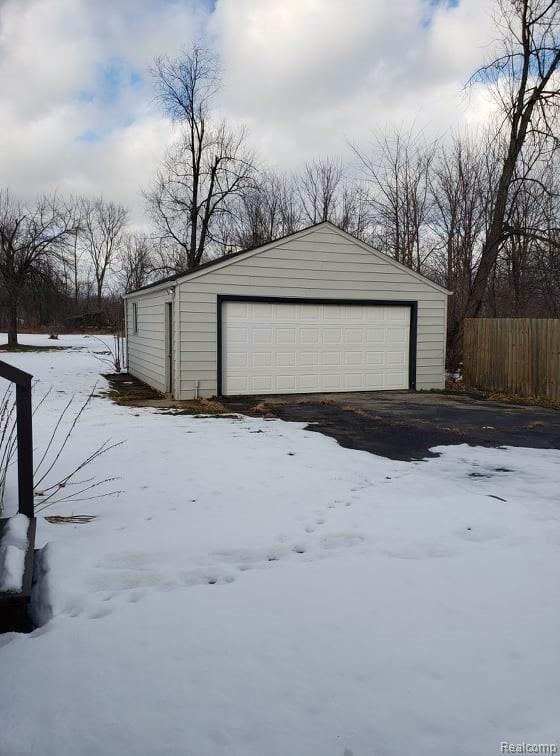 7025 East Coldwater Road Davison, MI 48423 - Photo 13 of 30 86698732_132349631385552_4723266468458790912_n.jpg