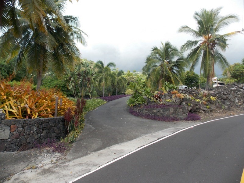 82-5996 Napoopoo Road Captain Cook, HI 96704 - Photo 5 of 23 Gallery Image 5