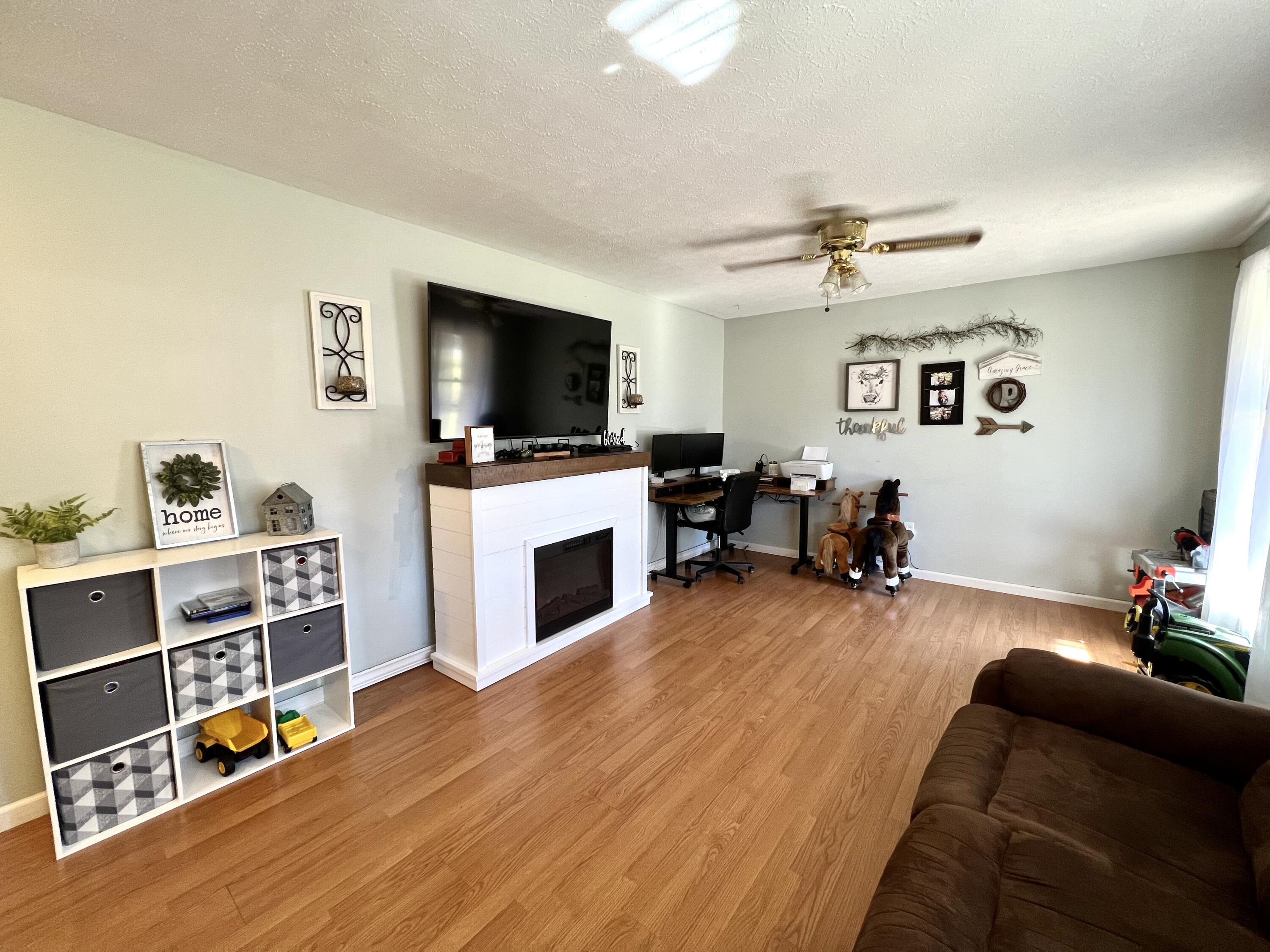 36447 Wilderness Road Jonesville, VA 24263 - Photo 20 of 31 0010BF32-E5E1-4D40-87F8-A34D4966432E