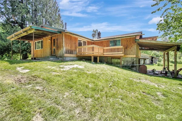 $685,000 | 30720 Sauk Prairie Road, Darrington, WA 98241