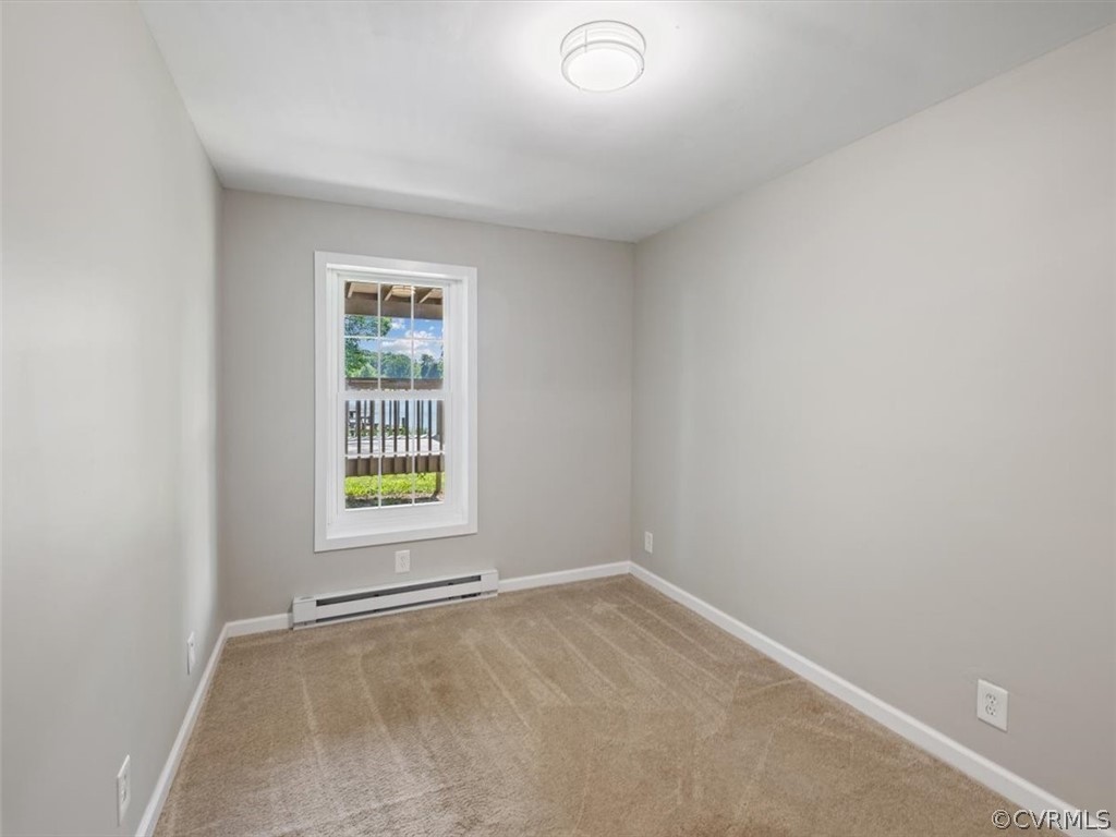 2249 Lakeview Drive Powhatan, VA 23139 - Photo 22 of 38 an empty room with a window