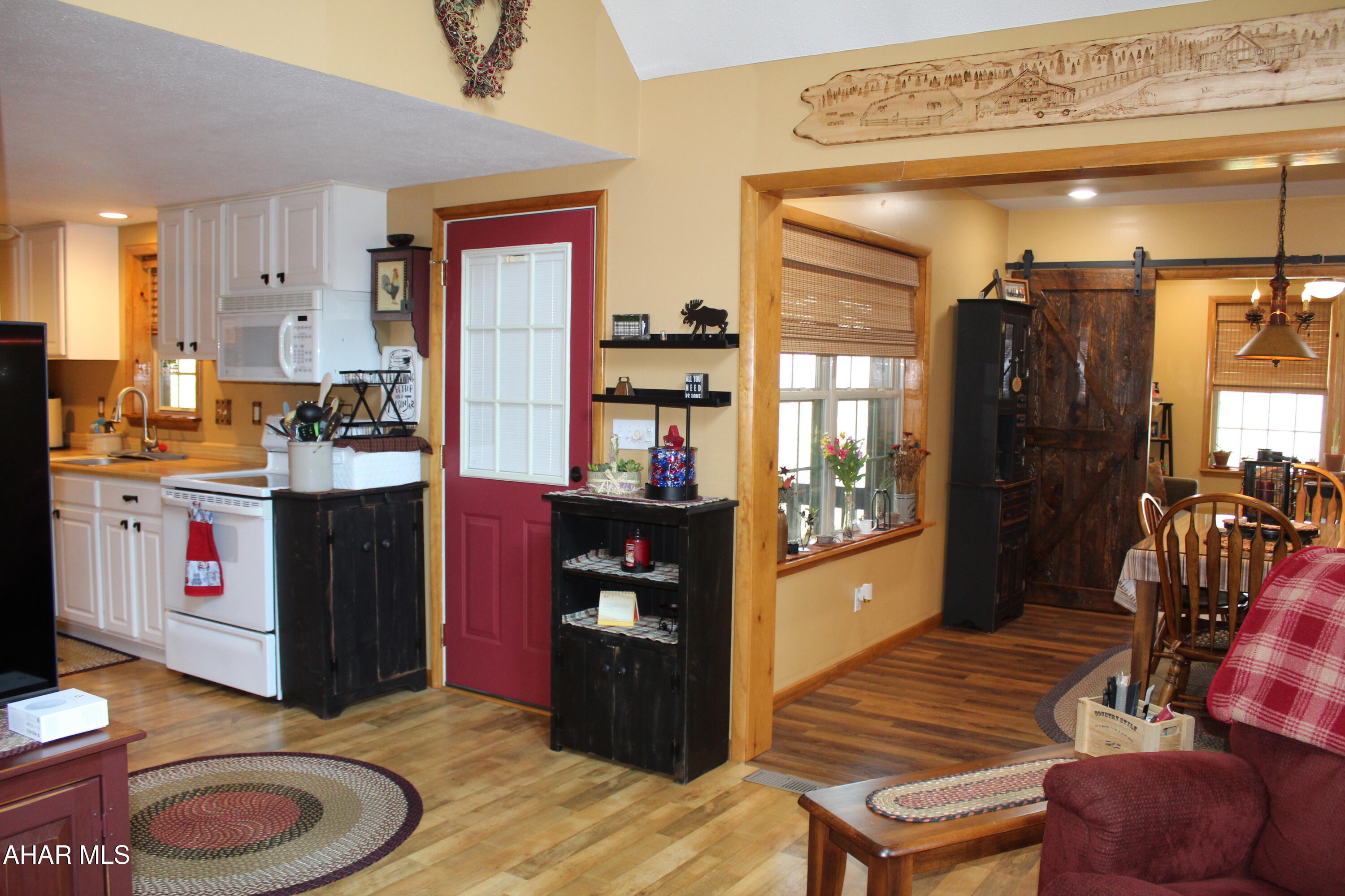 270 Red Oak Road Flinton, PA 16640 - Photo 8 of 45