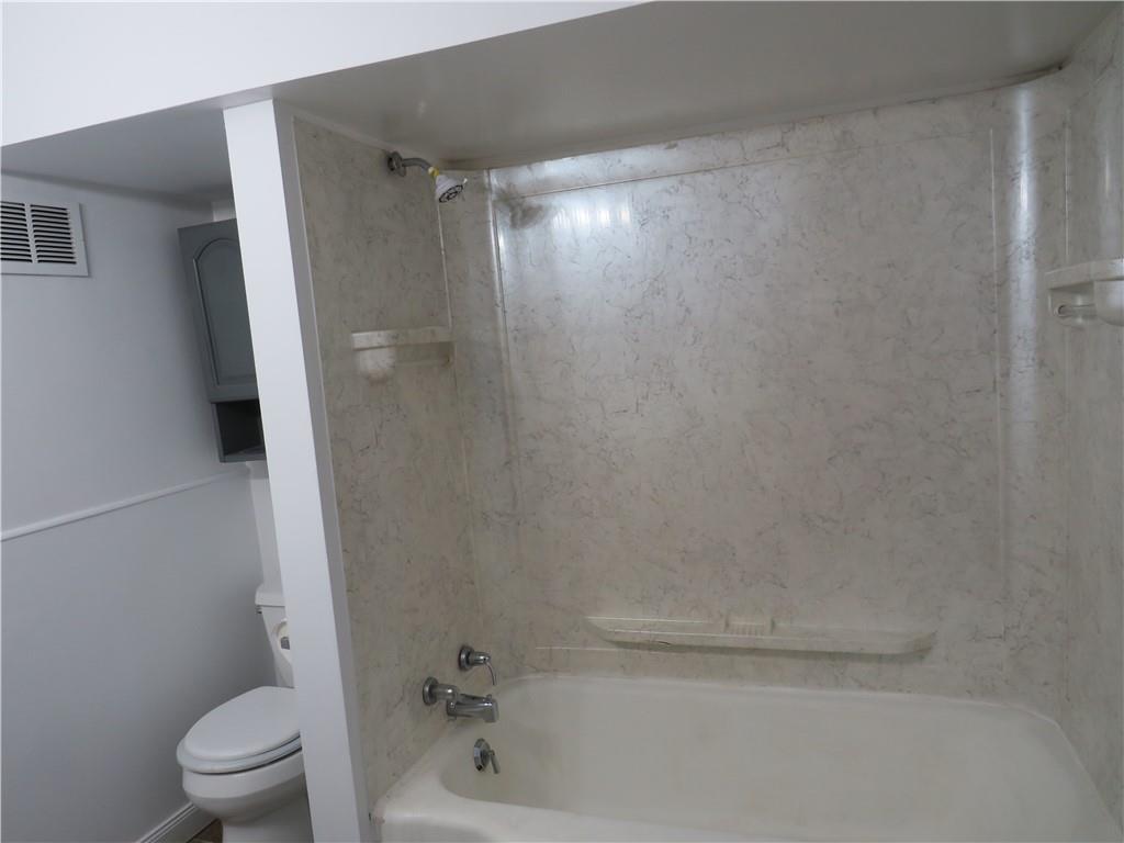 200 Lock Street Tarentum, PA 15084 - Photo 17 of 21 Gallery Image 17