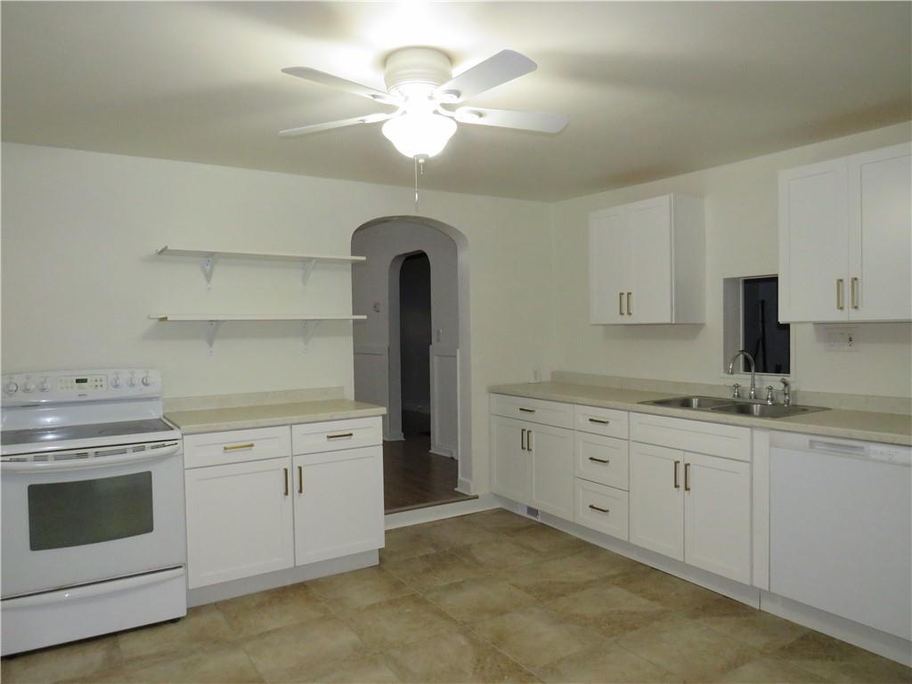 200 Lock Street Tarentum, PA 15084 - Photo 4 of 21 Gallery Image 4