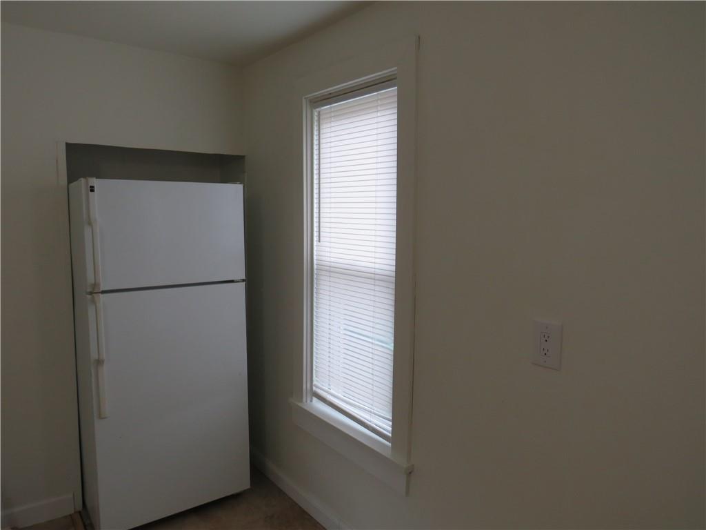 200 Lock Street Tarentum, PA 15084 - Photo 6 of 21 Gallery Image 6