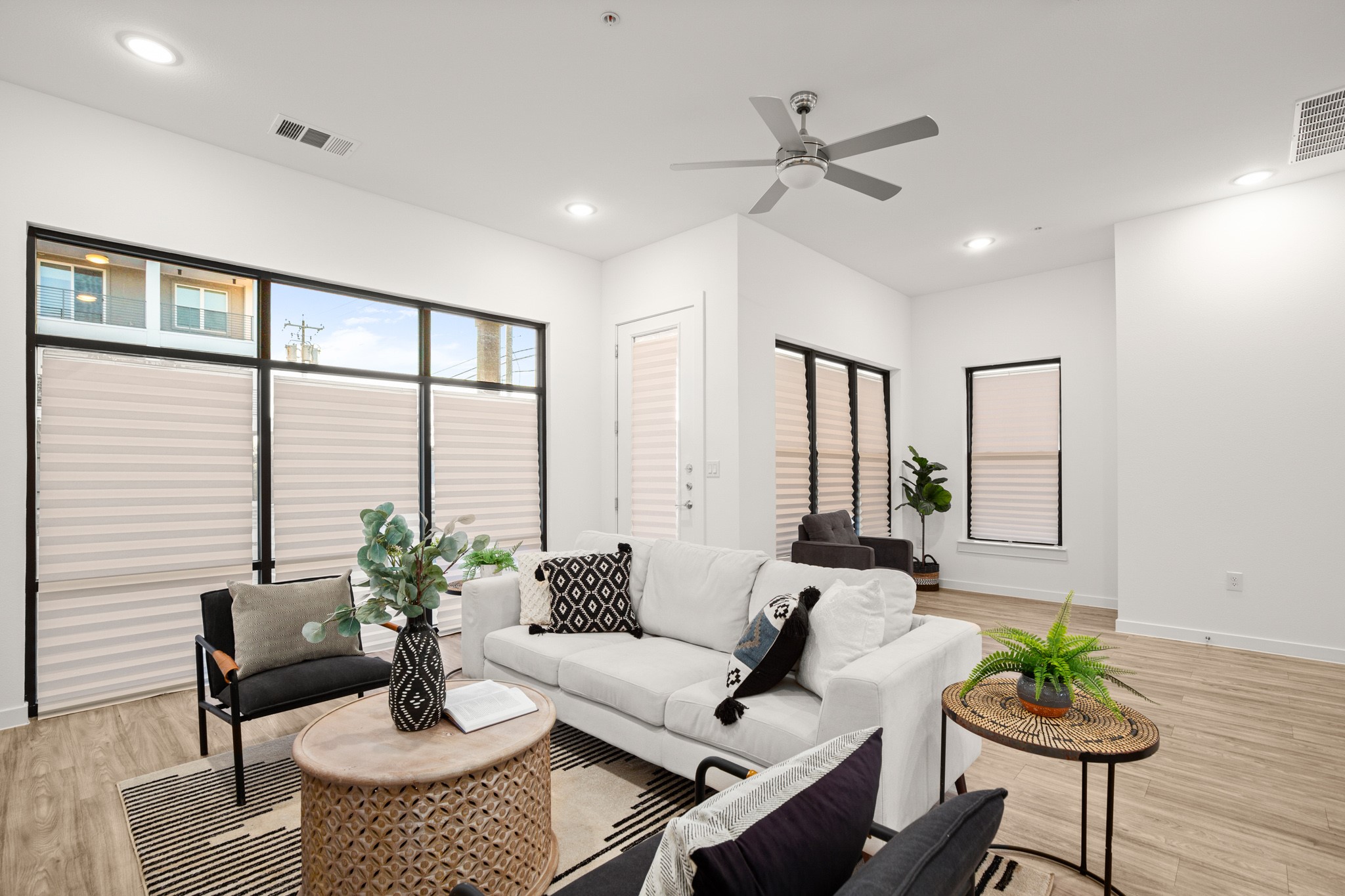 4901 Springdale Road, Unit 101 Austin, TX 78723 - Photo 2 of 32 Gallery Image 2