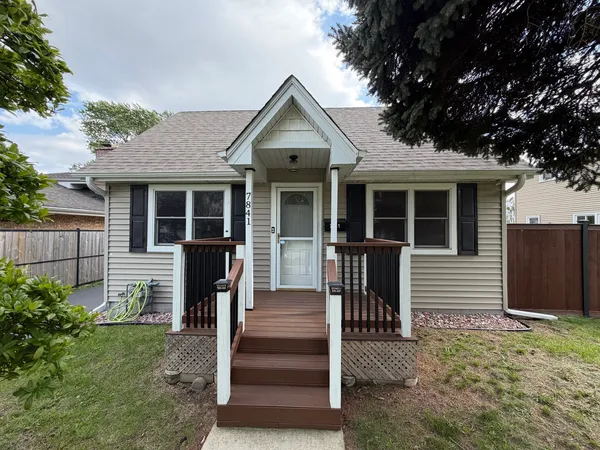 $285,000 | 7841 45th Place, Lyons, IL 60534