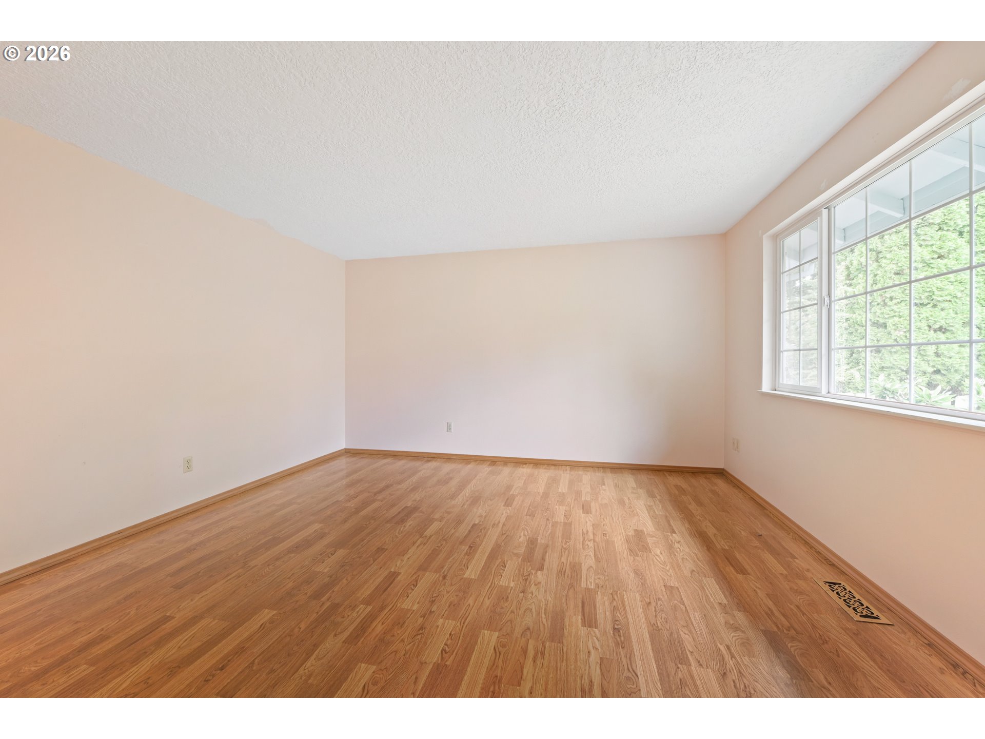 14575 Southwest Glenbrook Road Beaverton, OR 97007 - Photo 19 of 42