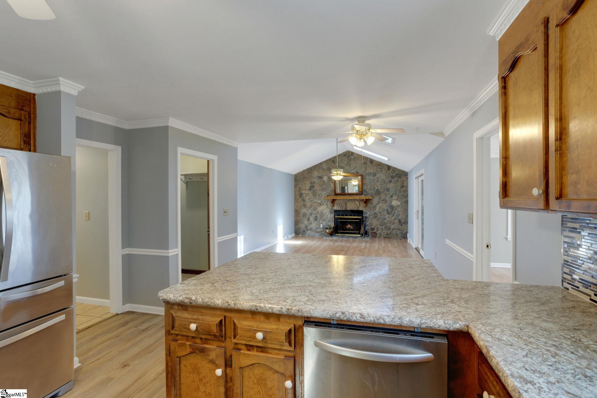 111 Wood Creek Road Mauldin, SC 29662 - Photo 11 of 35 Gallery Image 11