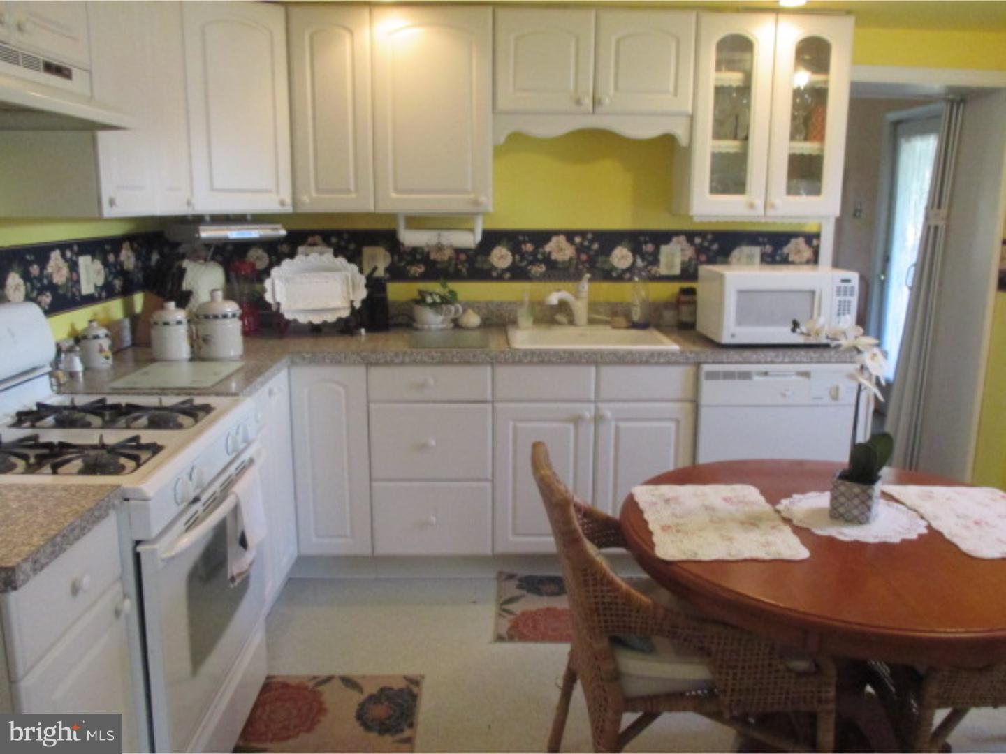 8610 Old Line Road Philadelphia, PA 19128 - Photo 4 of 15