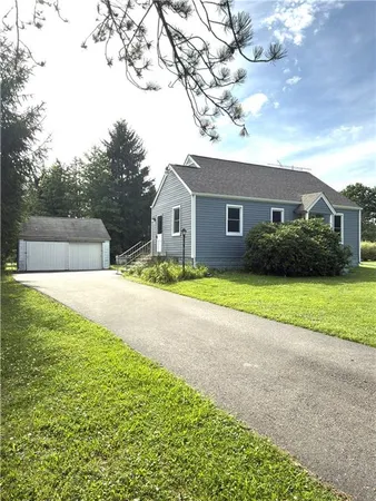 $259,990 | 201 Fairway Lane, Butler, PA 16002