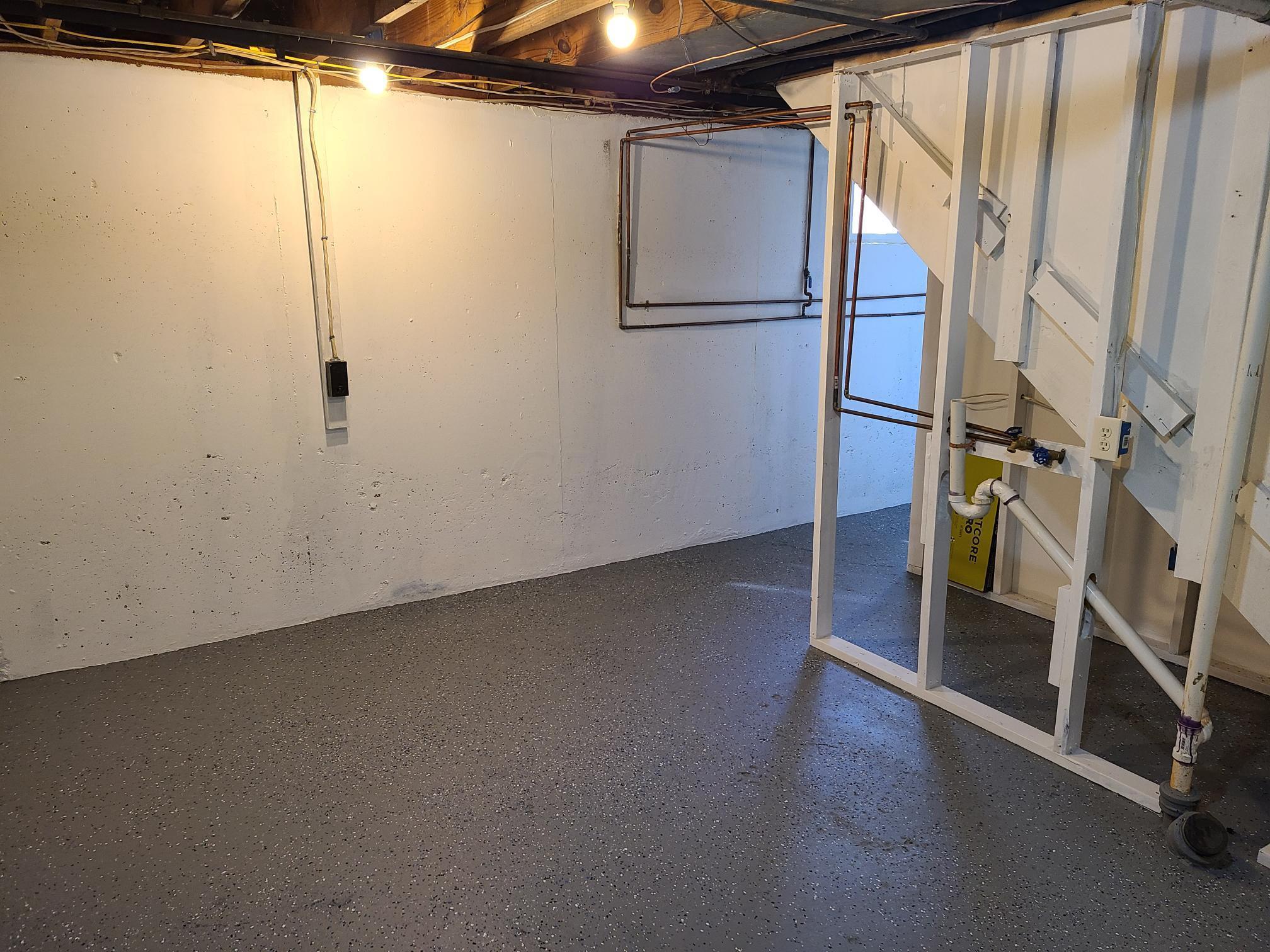 169 South Quentin Road Newark, OH 43055 - Photo 45 of 57 Large laundry room, freshly painted walls and floor.