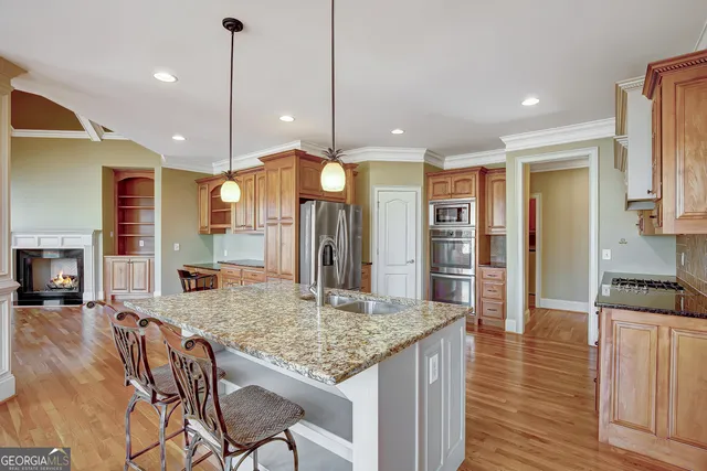 $1,000,000 | 23 Clover Leaf Court, Newnan, GA 30265