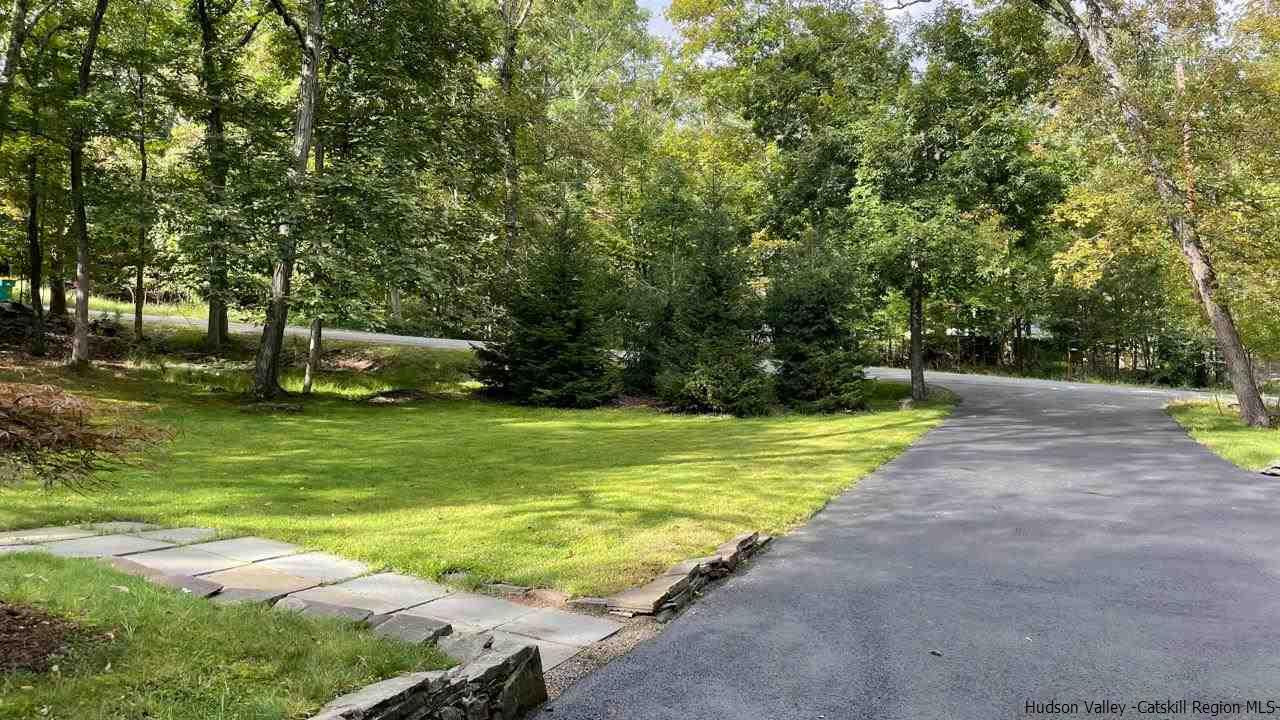 84 Ratterman Road Woodstock, NY 12498 - Photo 3 of 34 Photo 3