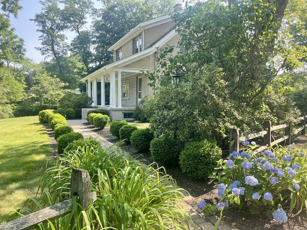273 Main Street Wayland, MA 01778 - Photo 2 of 33