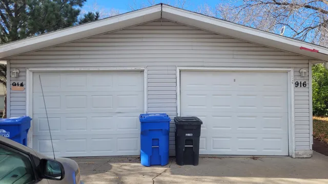 $249,900 | 914-916 32nd Street North, Fargo, ND 58102