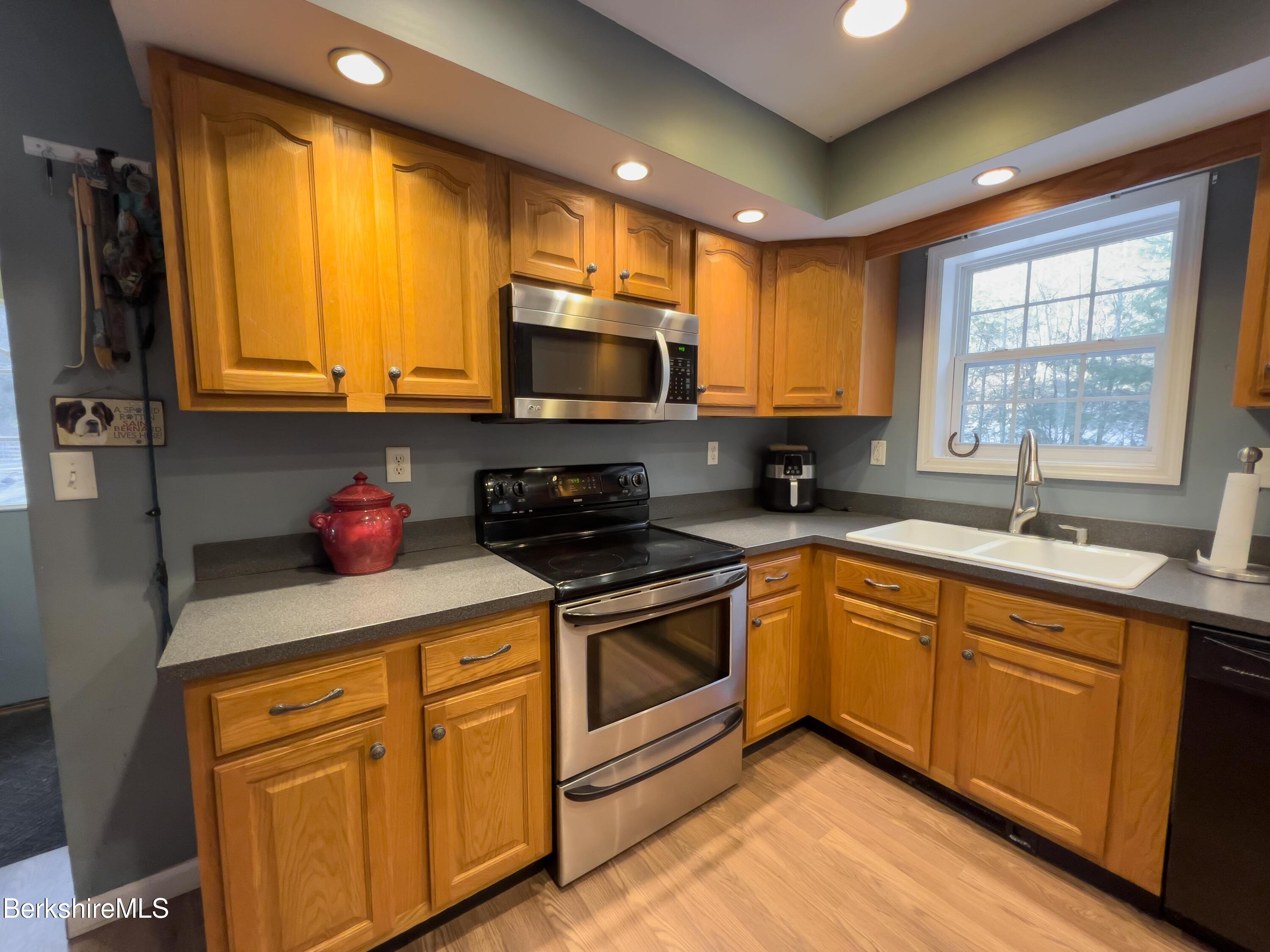 1354 County Road Sheffield, MA 01230 - Photo 16 of 71 CountryRd-44