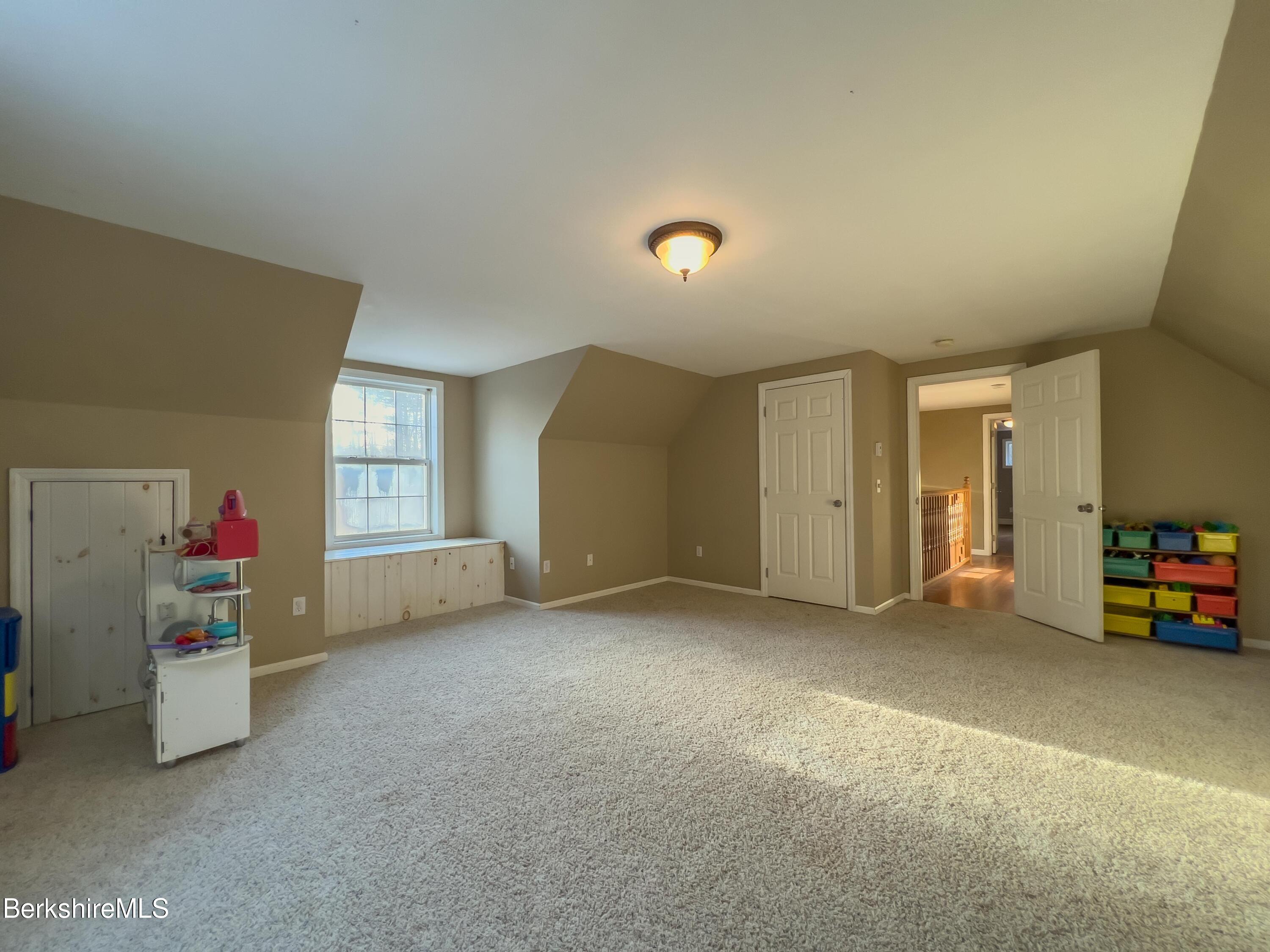 1354 County Road Sheffield, MA 01230 - Photo 38 of 71 CountryRd-27