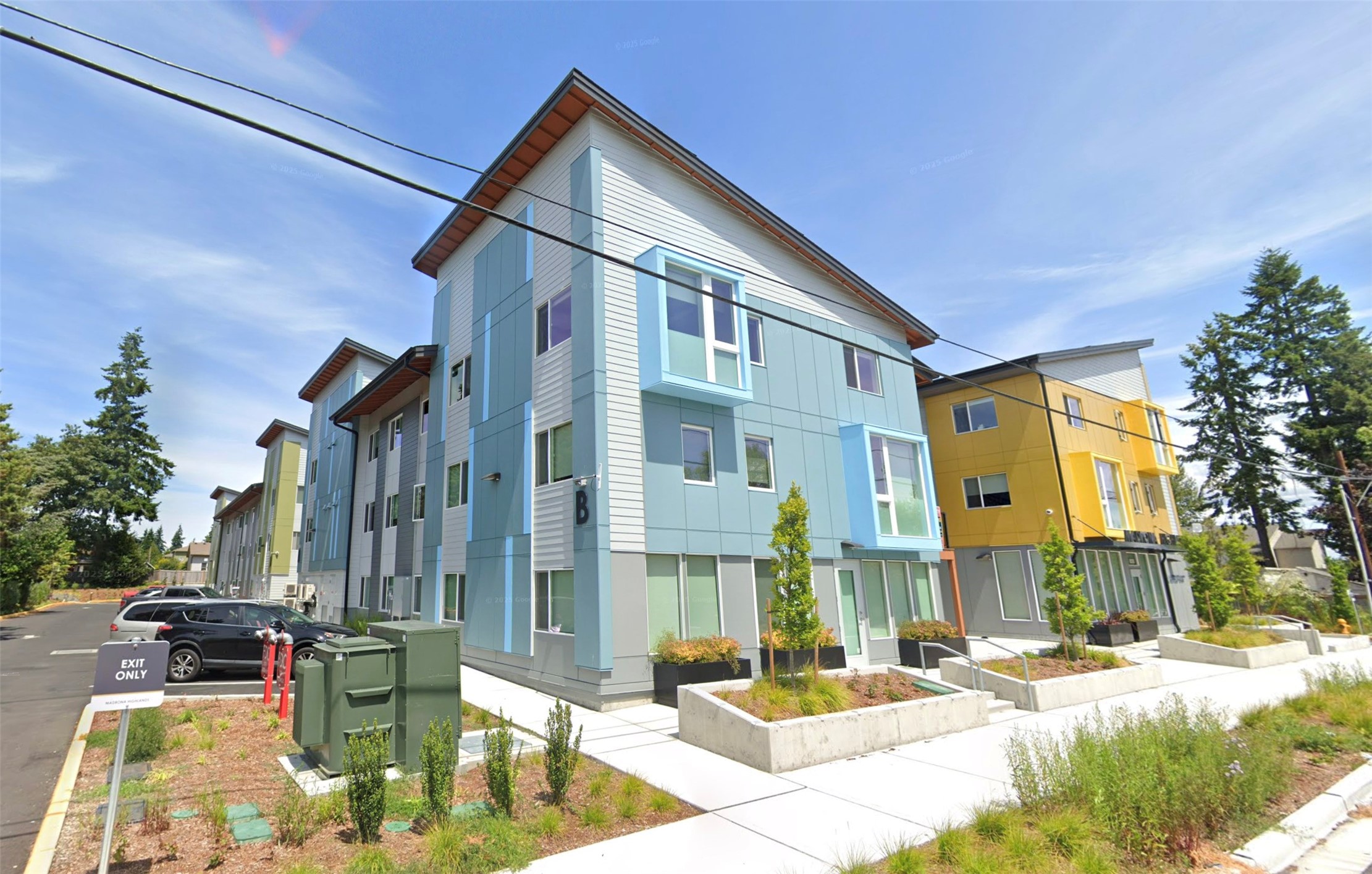 8321 Southwest 236th Street Edmonds, WA 98026 - Photo 4 of 6