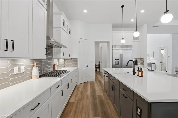 $1,999,999 | 19730 Panther Island Boulevard, Fort Myers, FL 33913