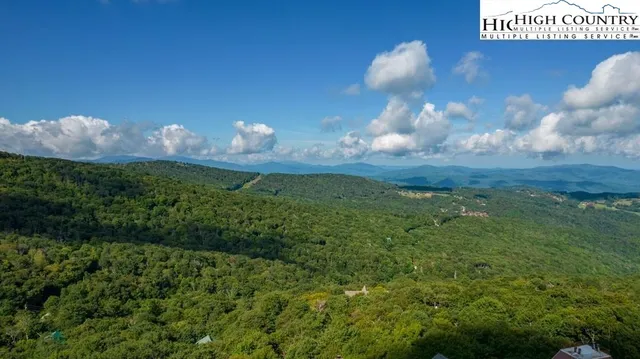 $119,000 | 303 North Pinnacle Ridge Road, Beech Mountain, NC 28604