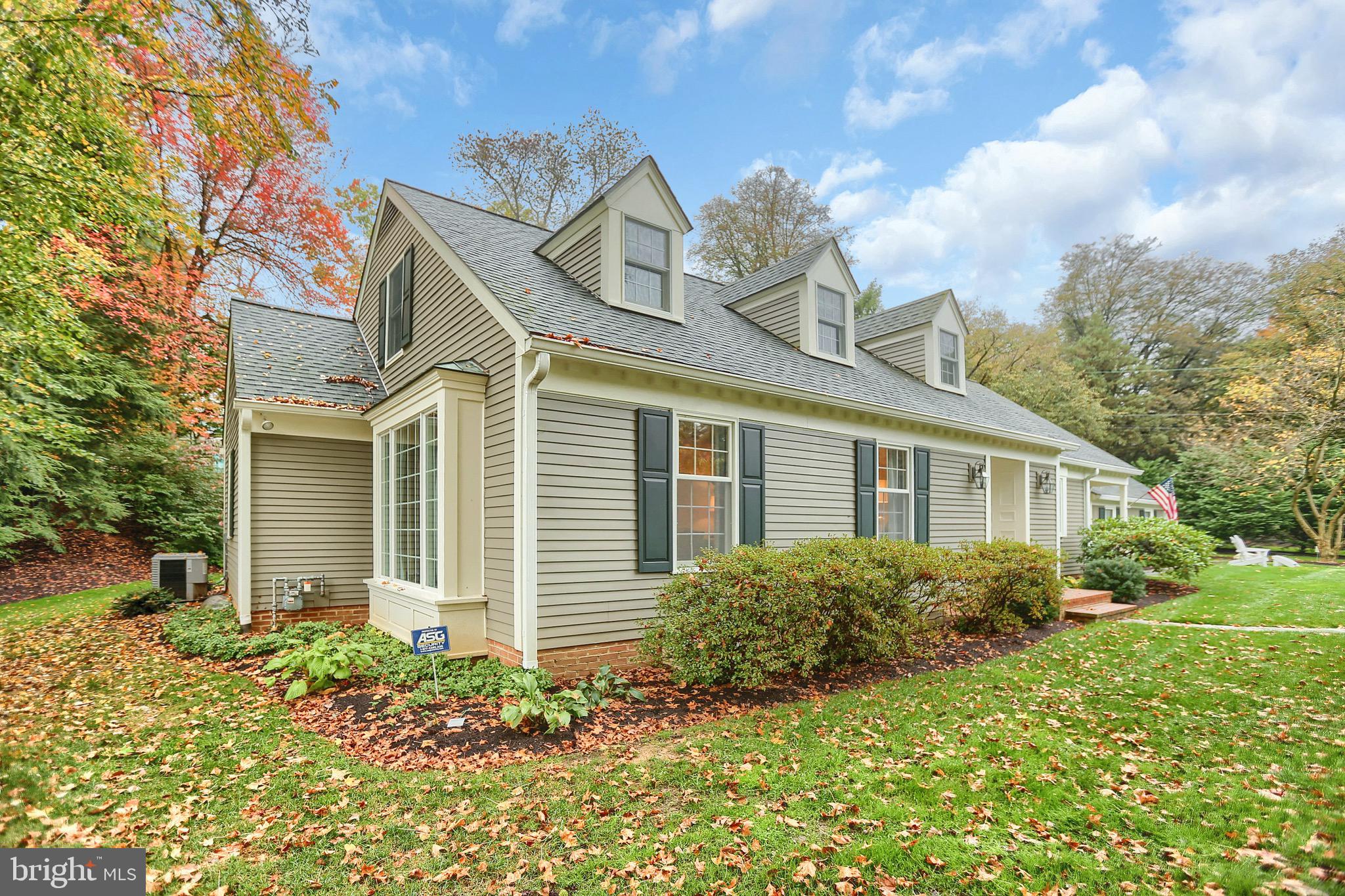 1305 Meadowbrook Road Lancaster, PA 17603 - Photo 2 of 64 Gallery Image 2