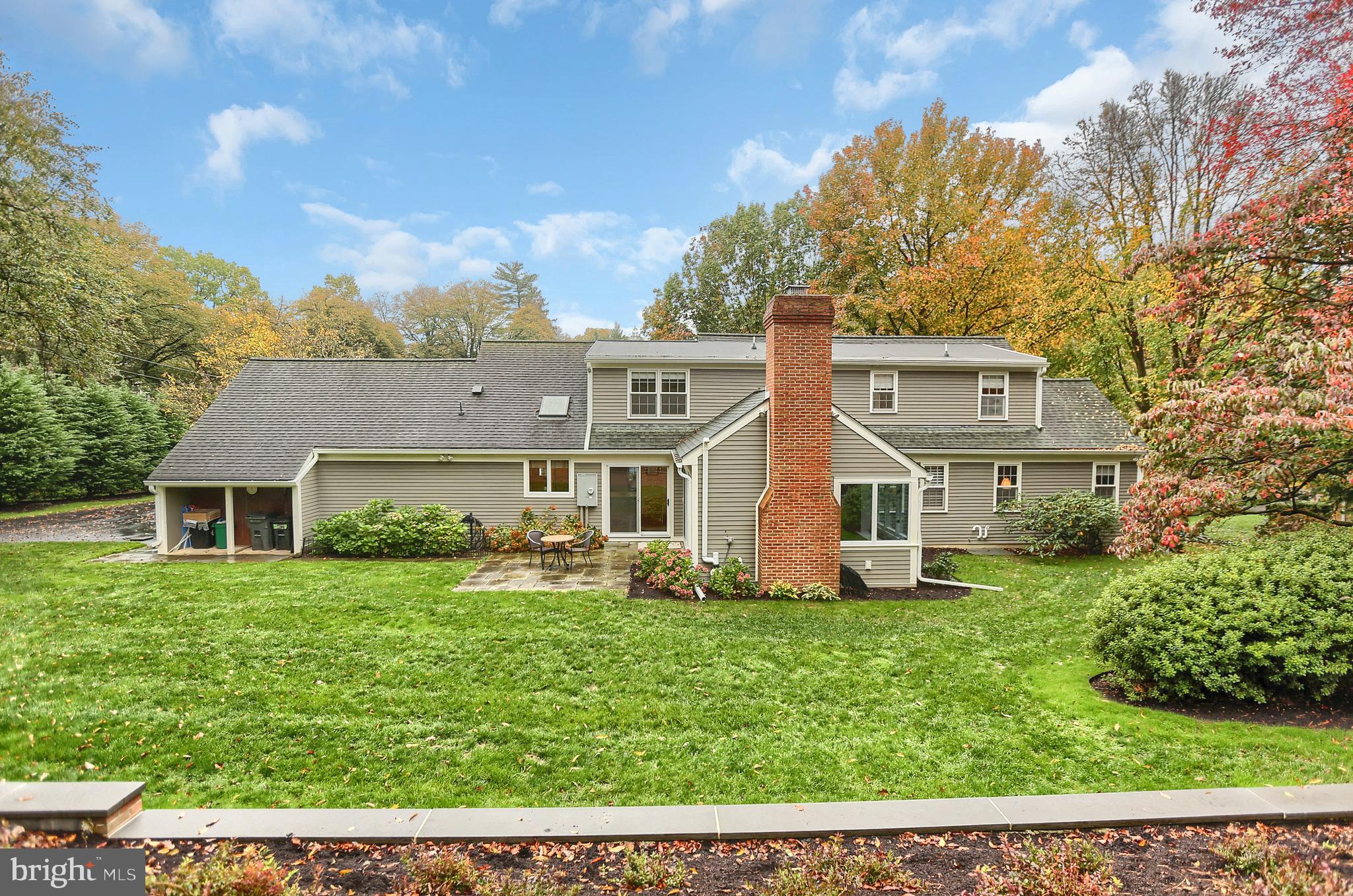1305 Meadowbrook Road Lancaster, PA 17603 - Photo 4 of 64 Gallery Image 4