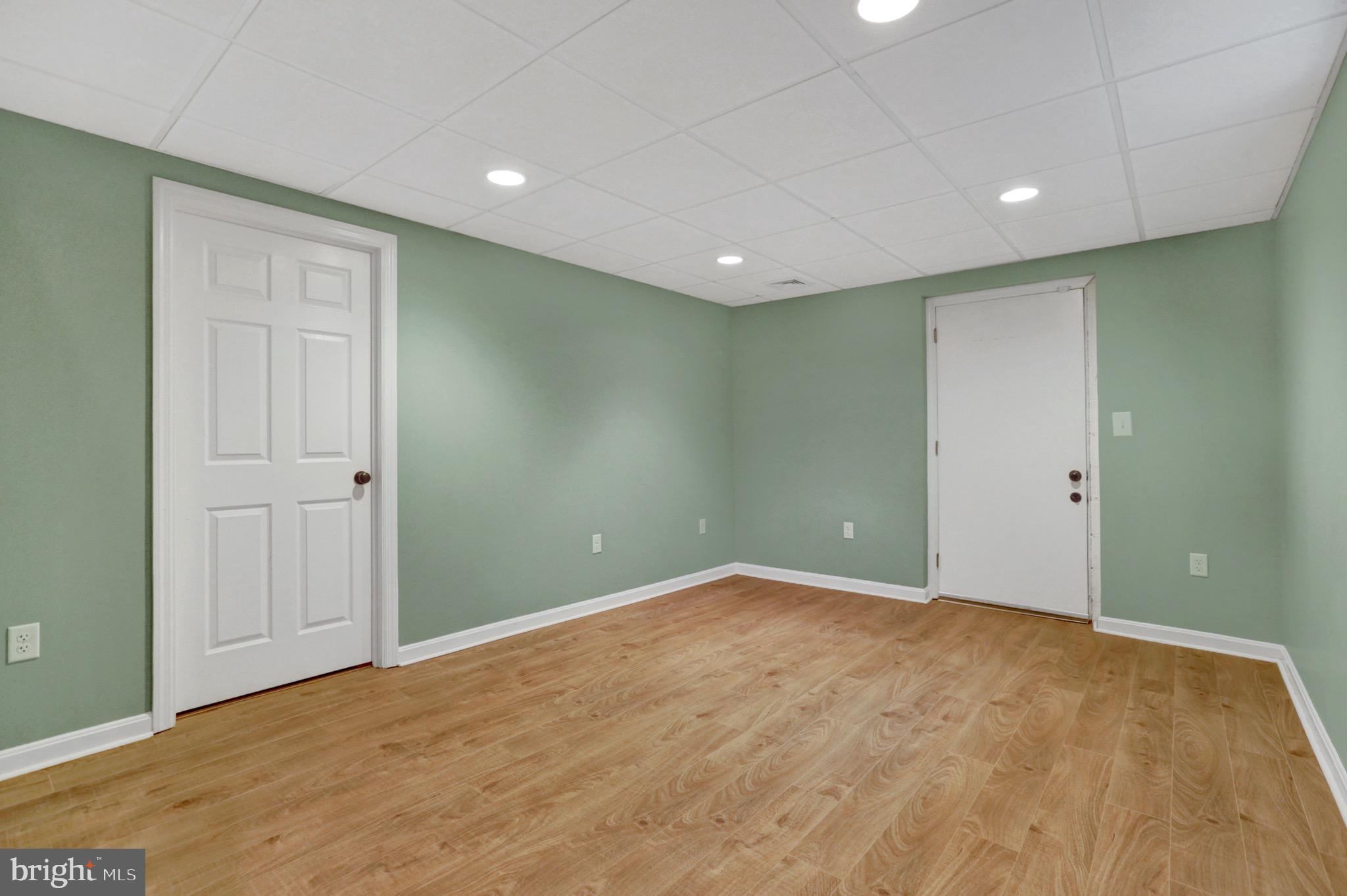 1305 Meadowbrook Road Lancaster, PA 17603 - Photo 52 of 64 Gallery Image 52