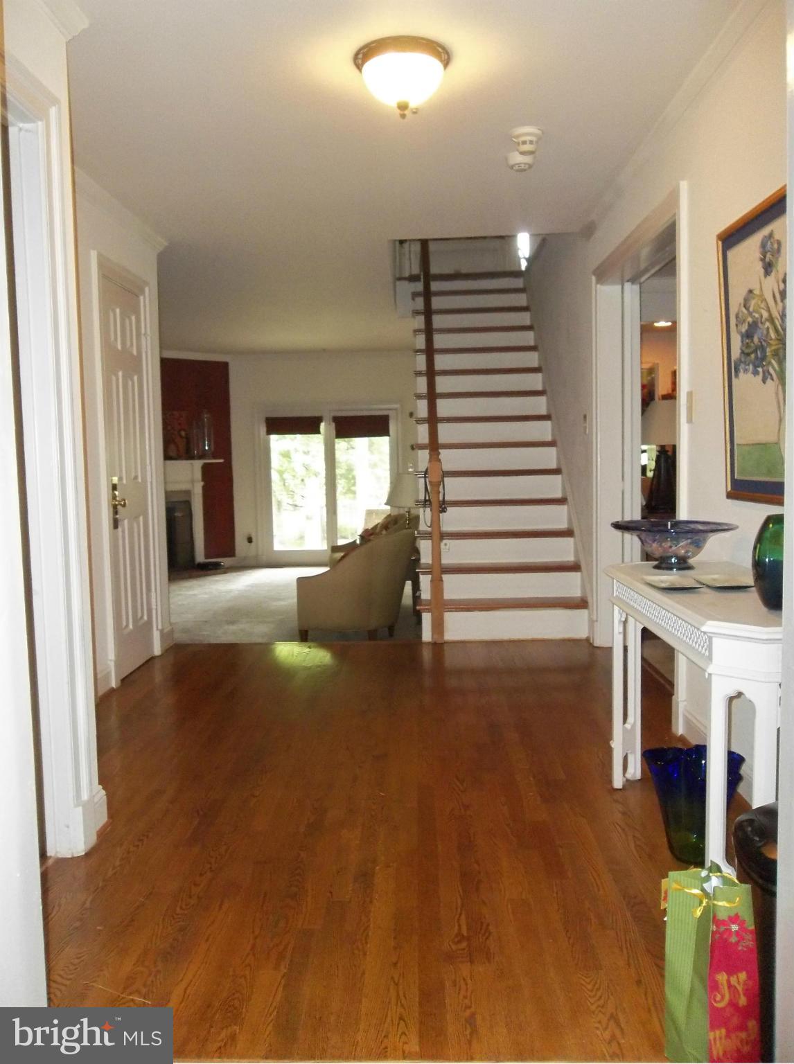 11803 Bishops Content Road Bowie, MD 20721 - Photo 3 of 26 Interior (General)