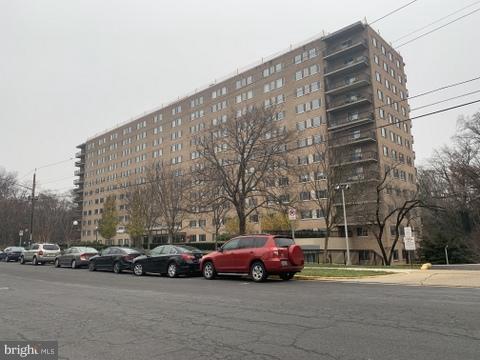 1900 Lyttonsville Road, Unit 918 Silver Spring, MD 20910 - Photo 1 of 6 Front