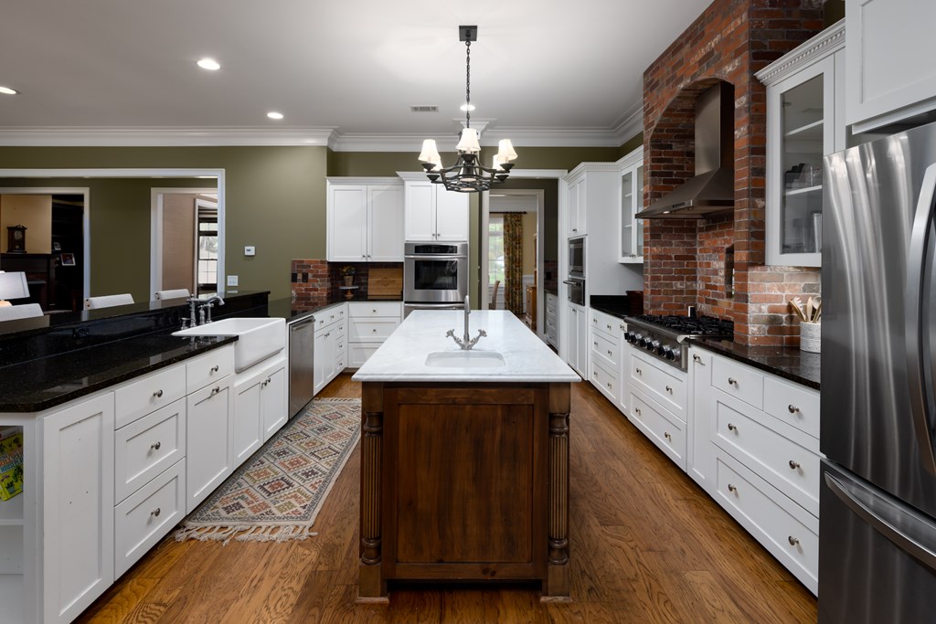 311 Double Churches Road, Unit 8 Columbus, GA 31904 - Photo 10 of 47 kitchen